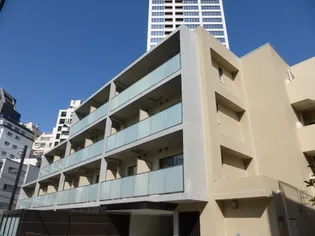 東京都港区麻布狸穴町【マンション】の外観