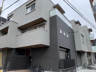 メープルパレス【1階】の外観