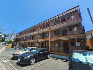 アンジュ荻野の画像