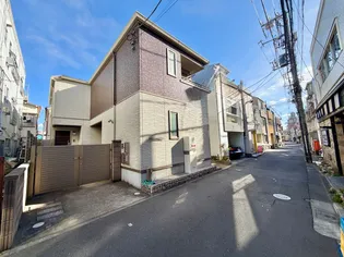 Comforza中野坂上【1階】の外観