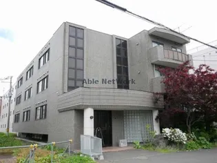 ドミトリ クレストの画像