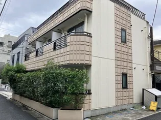 シティーコート南青山【1階】の外観