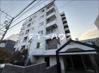 エクセル青山の画像