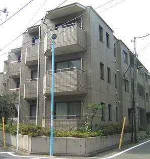 ユーロハイツ天沼【1階】の外観