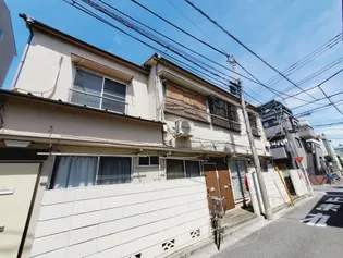 栄荘【2階】の外観