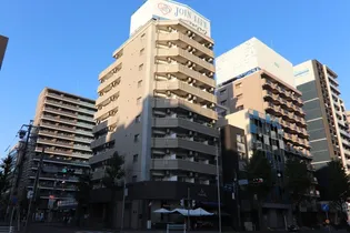 アマーレ葵【3階】の外観