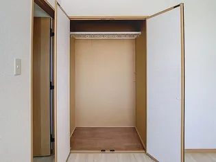 インテルA棟【2階】の内装