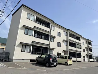 M・ルミノス【2階】の外観