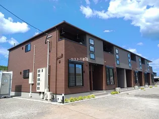 鹿児島県薩摩郡さつま町西新町【アパート】の外観