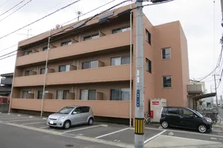 ハートフル泉田【3階】の外観