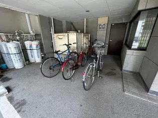 ラフォーレ25番館【5階】の地図