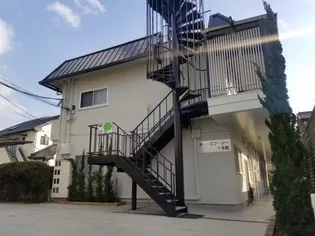 オーエフジイ1号館の画像