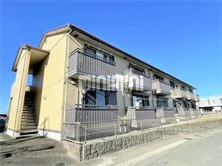 リビングタウンいせJ【2階】の外観