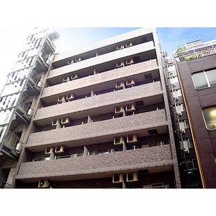 スカイコート三田慶大前【3階】の外観