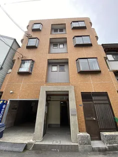 ウィング岸田【2階】の外観