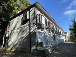 ベルデュール・ド・カワワ【1階】の外観