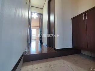 CIEL Iの玄関