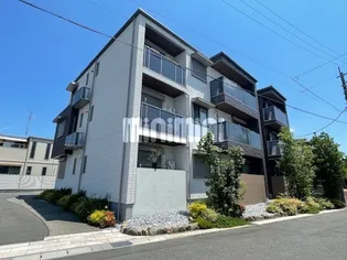 リオリエント六条【3階】の外観