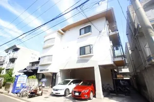 KURUMI BILDGの画像