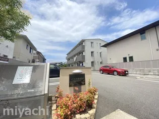 ハコマルシェ【2階】の外観