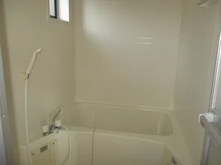 ソル・レヴェンテ【2階】の風呂