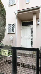 スチューデント・コンドミニアム【1階】の地図