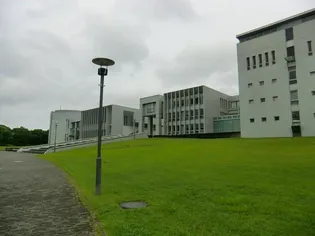 スチューデント・コンドミニアム【1階】の周辺