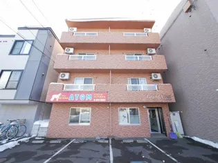 グランドウエスト円山参番館【3階】の外観