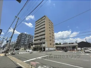 パインフィールド二条城【4階】の外観