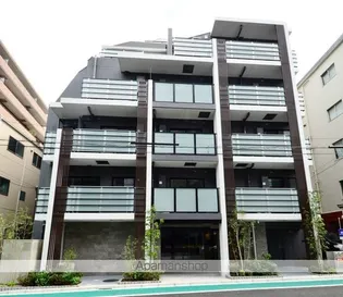 東京都新宿区新小川町【マンション】の外観