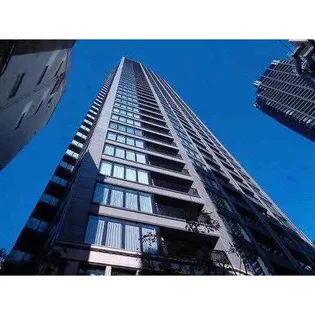 プラウドタワー北浜【8階】の外観