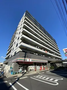 東京都江戸川区中央4【マンション】の外観