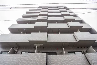 ルーブル中落合【4階】の外観