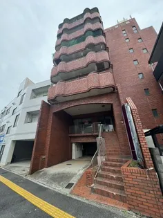 スタンフォード常三島【4階】の外観