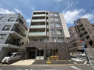 エムズスタイル【2階】の外観