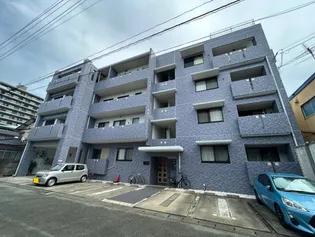 シャトー鉄砲塚【2階】の外観