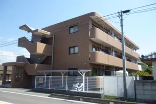 クレッシェンドビル【2階】の外観