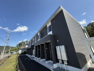 リバティコートH&M Vの画像