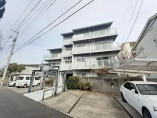 ラフォーレ石清尾【1階】の外観