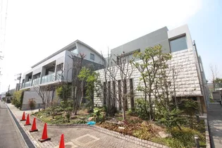 Murata Mansion Artist court【1階】の外観