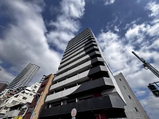 セレニテ元町アリエ【8階】の外観