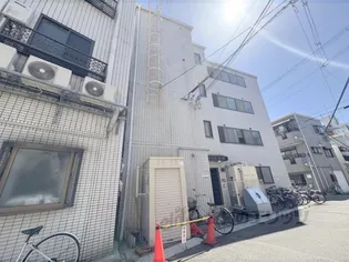シャトレ小阪【2階】の外観