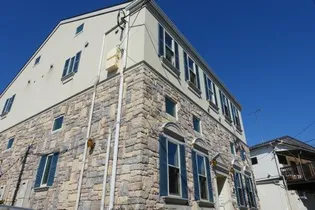 神奈川県横浜市金沢区寺前1【アパート】の外観