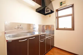 カーサ・アザミ C【2階】のキッチン