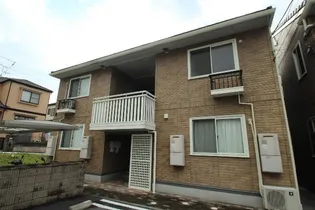 アドミラブール A棟【1階】の外観