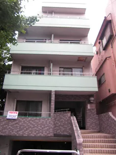 ラ・ストラーダ目白【1階】の外観