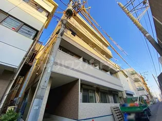 Anjour(アンジュール)【2階】の外観