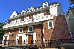 カーサ本八幡【1階】の外観