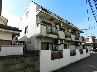 スカイコート西鶴間【1階】の外観