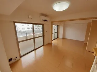 フォレスト大里【2階】の内装